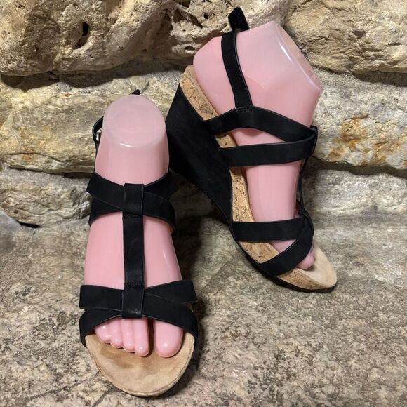 TARYN Rose Black Suede Nubuck T-Trap High Wedge Heels Strappy Bow Sandals W’s 7 - Picture 2 of 8